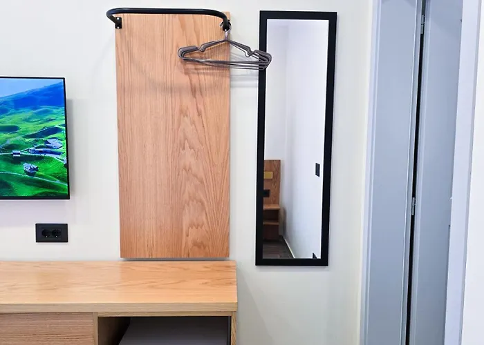 Azure فندق ديرمي