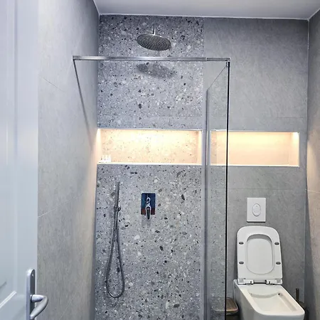 Hotel Azure Dhermi