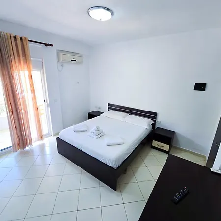 Hotel Azure 3*